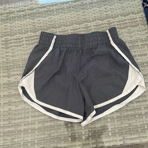 Girls XL. 14-16 gray and white athletic shorts. no rips or tears.